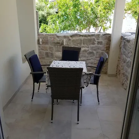 Apartment Dvor - Ap1, Ap2, Ap3 *