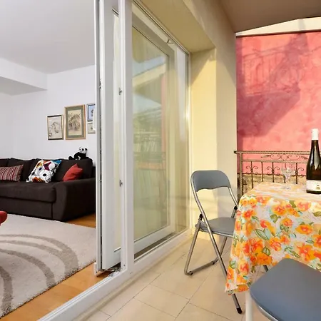 Daire Dvor - Ap1, Ap2, Ap3 Baška Voda