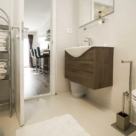 Daire Dvor - Ap1, Ap2, Ap3