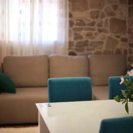 Dvor - Ap1, Ap2, Ap3 Apartamento Baška Voda