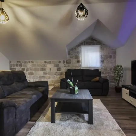 Dvor - Ap1, Ap2, Ap3 Daire