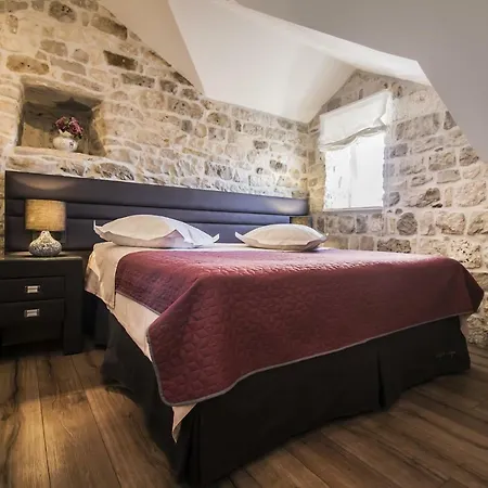 Dvor - Ap1, Ap2, Ap3 Apartmán Baška Voda