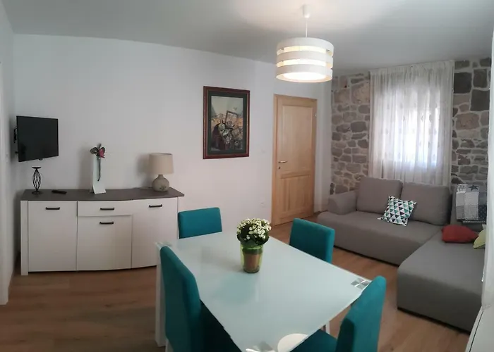 Apartament Dvor - Ap1, Ap2, Ap3 Baška Voda
