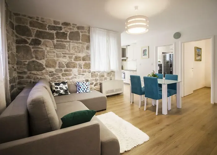 Apartament Dvor - Ap1, Ap2, Ap3 *
